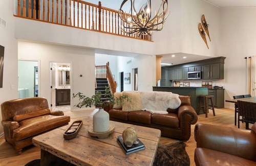 Gouldsboro House | Lakeside Luxe | Indoor Pool, Theatre, Game Room & Firepit Nights