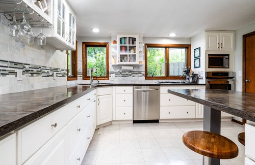 Edwardsburg House | Lakeside Luxury: 3BR Retreat on Eagle Lake!