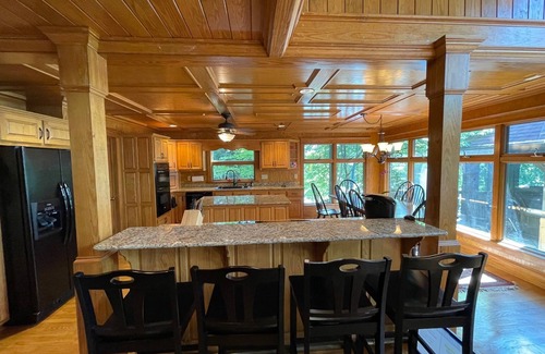 Crane Hill House | Lakeside Luxury: Experience Tranquility in Our Remodeled Lake House