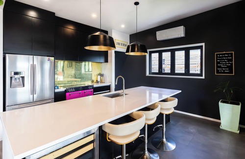 Mangakino House | Lakeside Luxury Retreat with Boat Charter Option