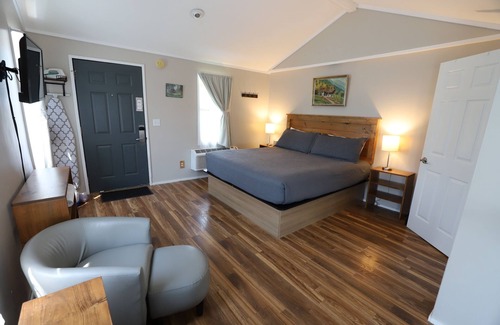 Town of Reading Hotel | Lakeside Resort