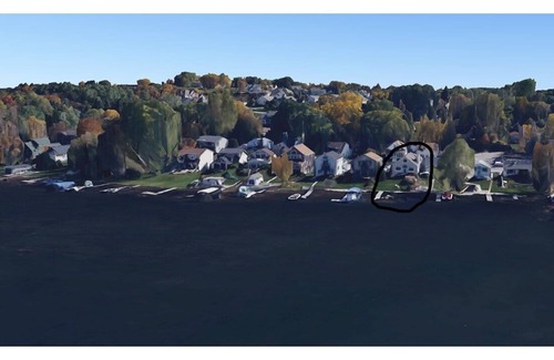 Pewaukee House | Lakeside Retreat - Newly Remodeled 3 Bdrm+ Loft House on Beautiful Pewaukee Lake
