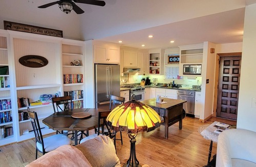 Sapphire Villa | Lakeside Serenity, Lakeside Serenity