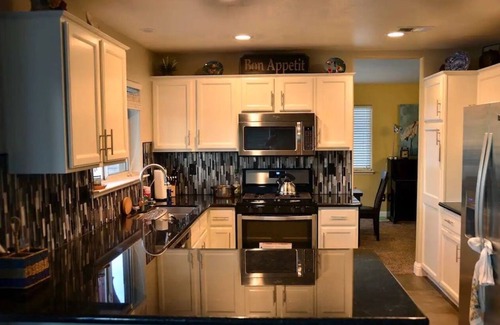 Greenacres Bed & Breakfast | Lakeside Serenity