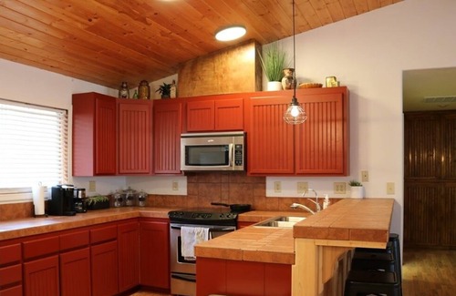 Wofford Heights House | Lakeside Star Gazer's Retreat