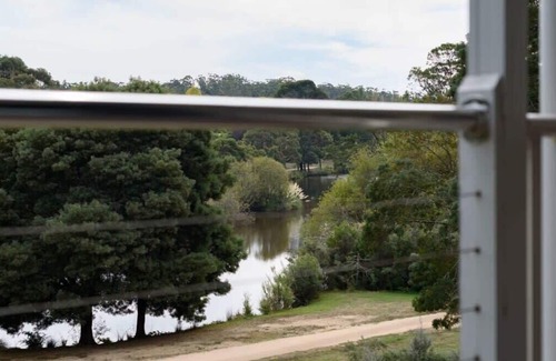 Daylesford Apartment | Lakeside Suite 1 Summ