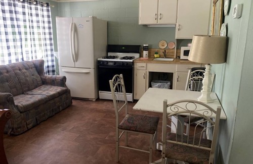 Lochmere House | Lakeside Suite with full Kitchen