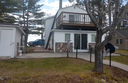Phillips Cabin | Lakeside vacation rental on Musser lake in north central WI