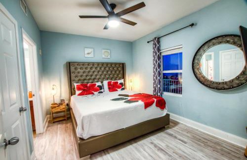 Panama City Beach House | Laketown Wharf Resort 416 By Aneliya