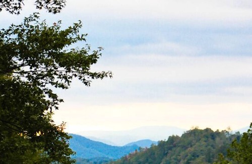 Bryson City Hotel | Lakeview At Fontana A Rustic Mountain Inn & Spa