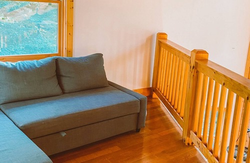 Walnut Mountain Cabin | Lakeview Cabin in Ellijay, 3BR, Dog friendly