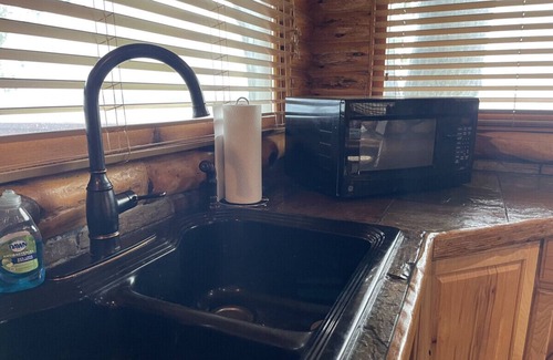 Pottsboro Cabin | Lakeview cabin on Lake Texoma at Little Mineral