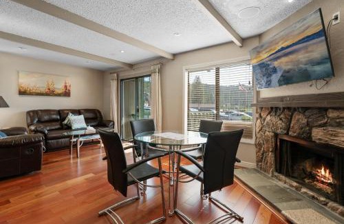 Boulder Bay House | Lakeview Condo - Lakefront Complex, Lake Views, Heated Pool