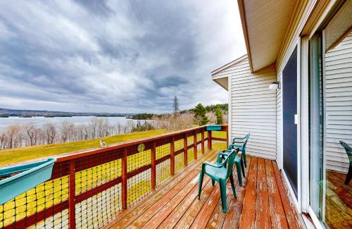 Greenville Junction Apartment | Lakeview Condo