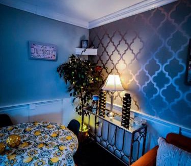 Gilford Apartment | Lakeview Escape, Pool, Fast Wi-Fi & Free Parking