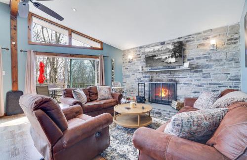 Lake Harmony Estates House | Lakeview Escape With Hot Tub & Fire Pit