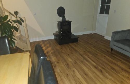 Killinkere Apartment | lakeview Guesthouse Virginia