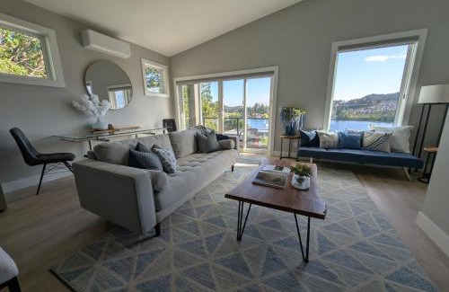 Langford House | Lakeview Hideaway