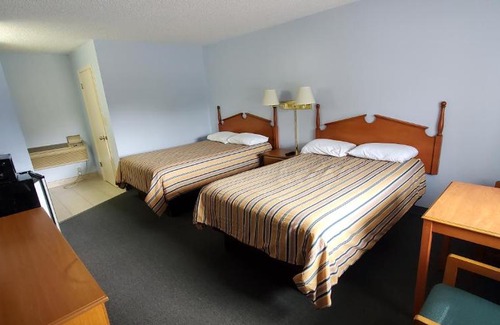 Taylor Creek Hotel | Lakeview Inn & Suites Okeechobee