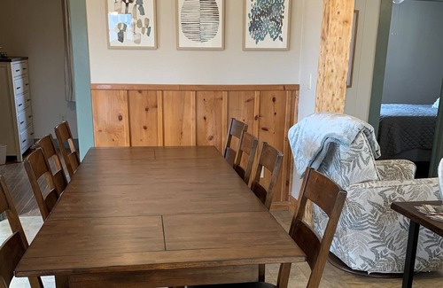 Urbana Cabin | Lakeview Landing & Cottage Cabin