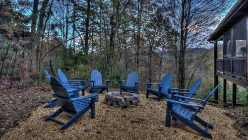 Necowa Cove House | Lakeview Lodge