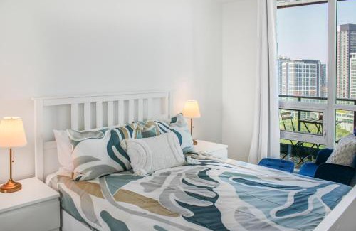 Downtown Toronto Apartment | Lakeview Luxury Suites - Excellent Location - Complementary Parking