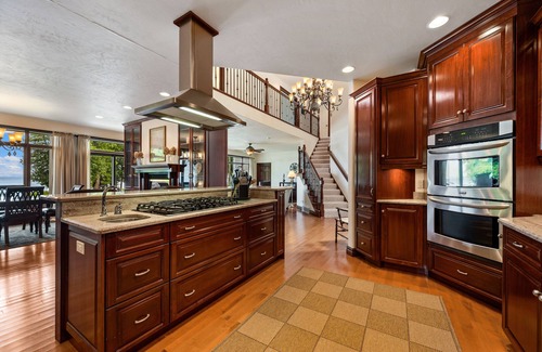 Sister Bay House | Lakeview OasisnFormerly Kinsey Bay Lakeshore Home