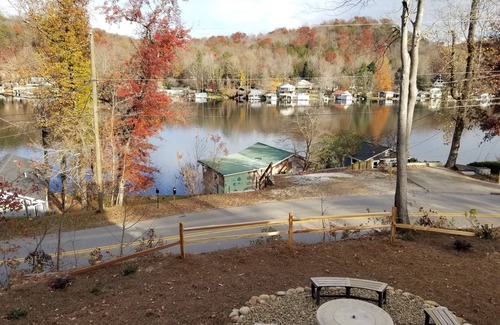 Landrum House | Lakeview on Lake Lanier. Garage apartment