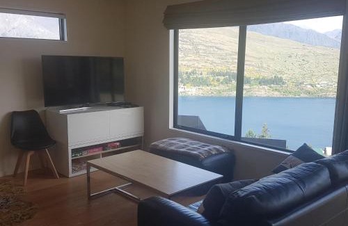 Queenstown House | LakeView Panoramas