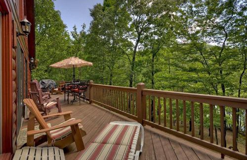 Walnut Mountain House | Lakeview Retreat
