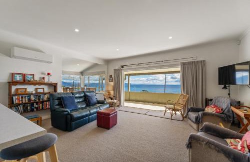 Te Rangiita House | Lakeview Scope - Tauranga Taupo Retreat