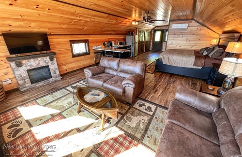 Bolton Landing Apartment | Lakeview Suites