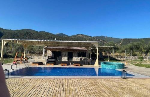 Agrinio Apartment | LakeView Trichonida