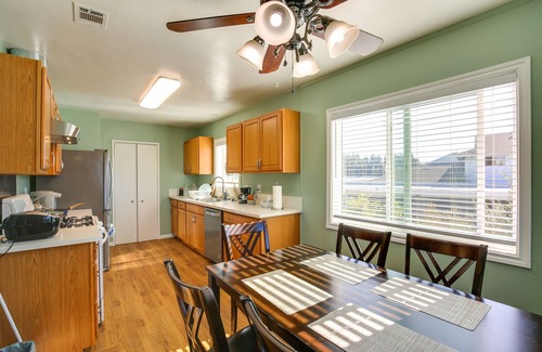 Harbor House | Lakewood Home ~ 5 Mi to Knott’s Berry Farm!