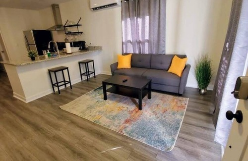 Durham Apartment | Lakewood Lyon Park Renovated Cottage Near Duke 26B