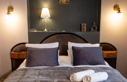 Quimper Bed & Breakfast | Lala Saul