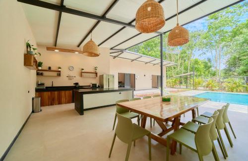 Cahuita Villa | LaLola Villa Privada