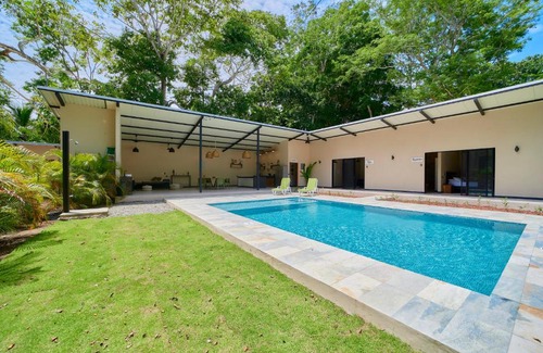 Cahuita Villa | LaLola Villa Privada