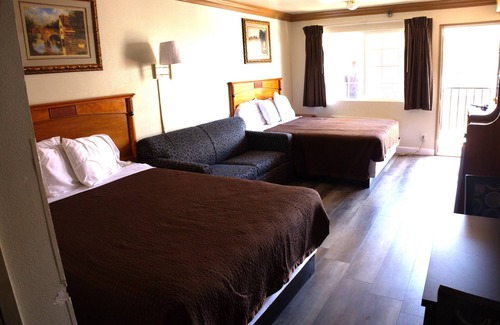 Whittier Hotel | Lambert Inn