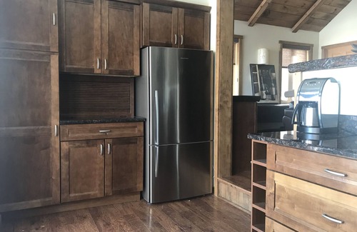 Bradford Cottage | Lamoka Lake Private Loft