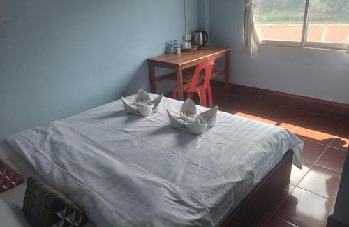 Nong Khiaw House | Lamorn Guesthouse