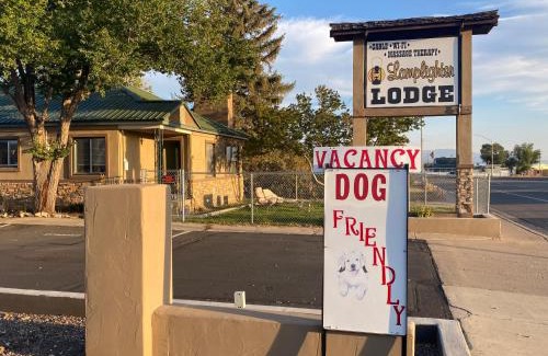 Panguitch Hotel | Lamplighter Lodge