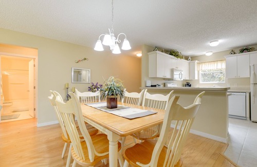 Lynnhaven House | Lanai & Golf Cart: The Villages Vacation Rental!