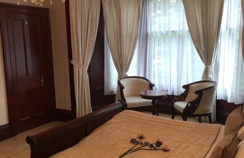 Juniper Green Apartment | Lanark Residence