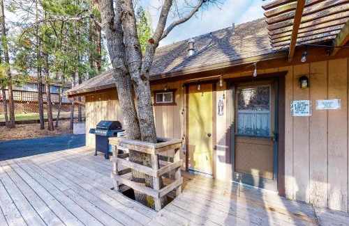 Bass Lake House | Lancaster Cabin