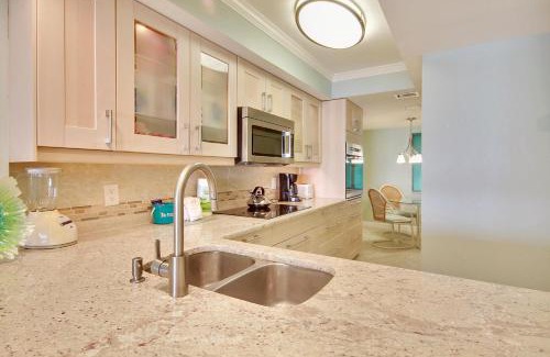 Sunset Beach House | Land's End 11-406 Beach Front - Premier
