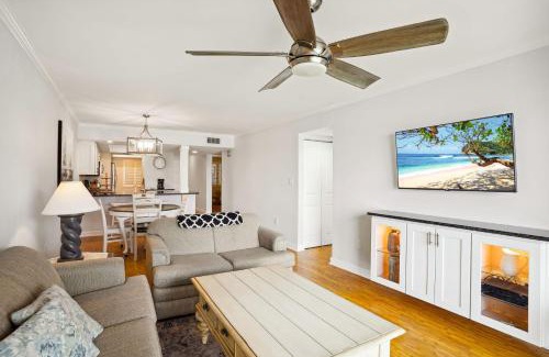 Sunset Beach House | Land's End 5-204 Gulf-Bay Front - Premier