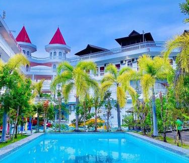 Lubok Buaya Hotel | Landcons Hotel & Resort