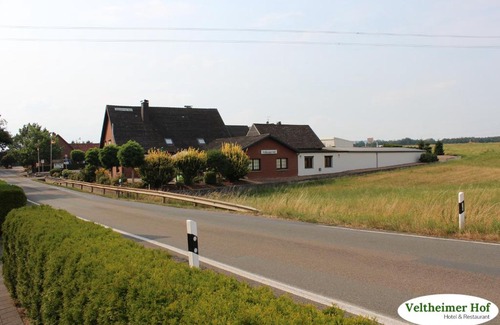 Porta Westfalica Hotel | Landgasthaus Veltheimer Hof