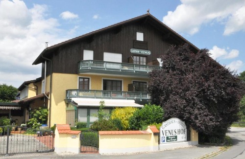 Bad Griesbach im Rottal Hotel | Landgasthof Venushof